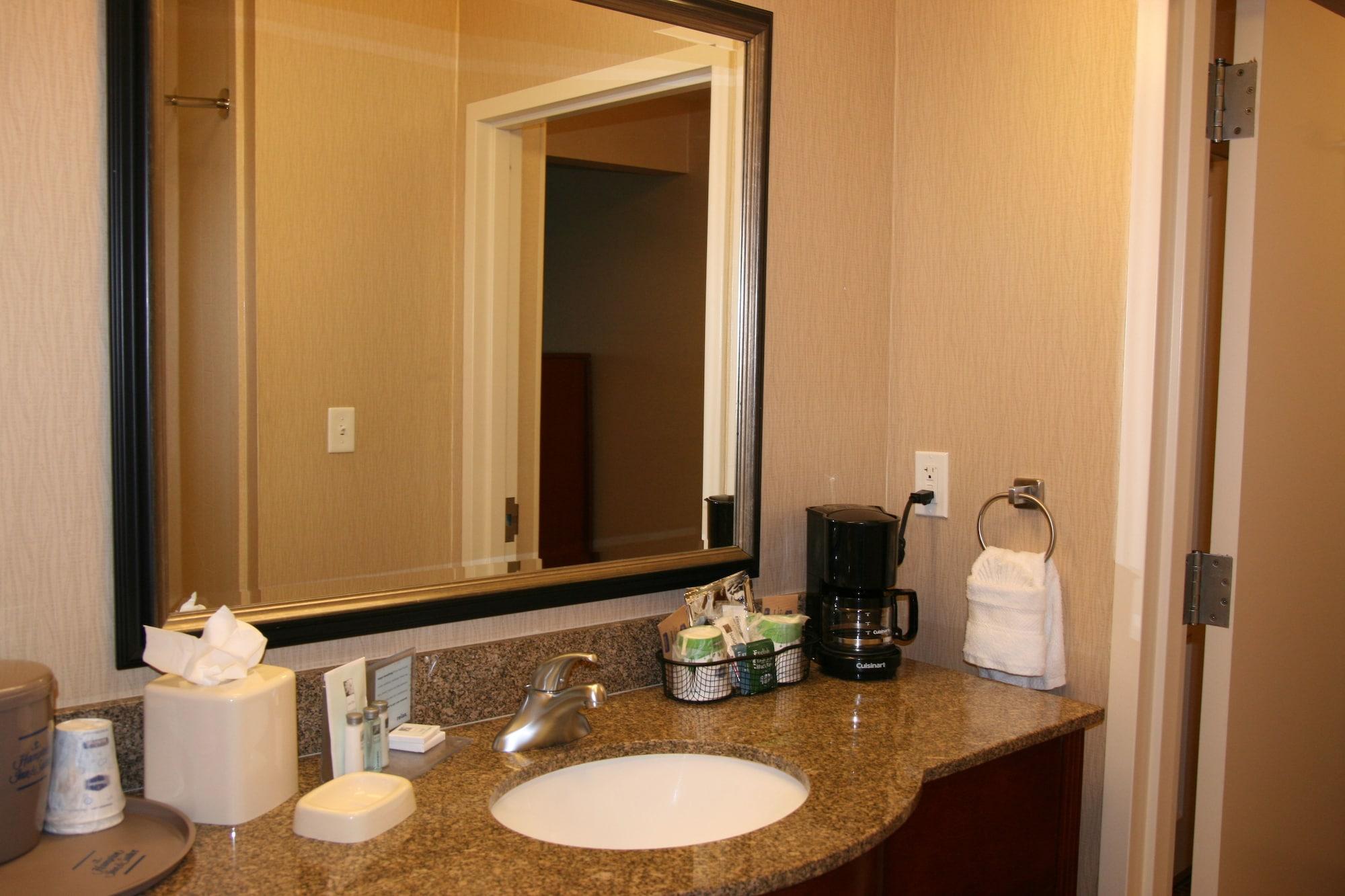 Hampton Inn And Suites Bakersfield North-Airport Экстерьер фото