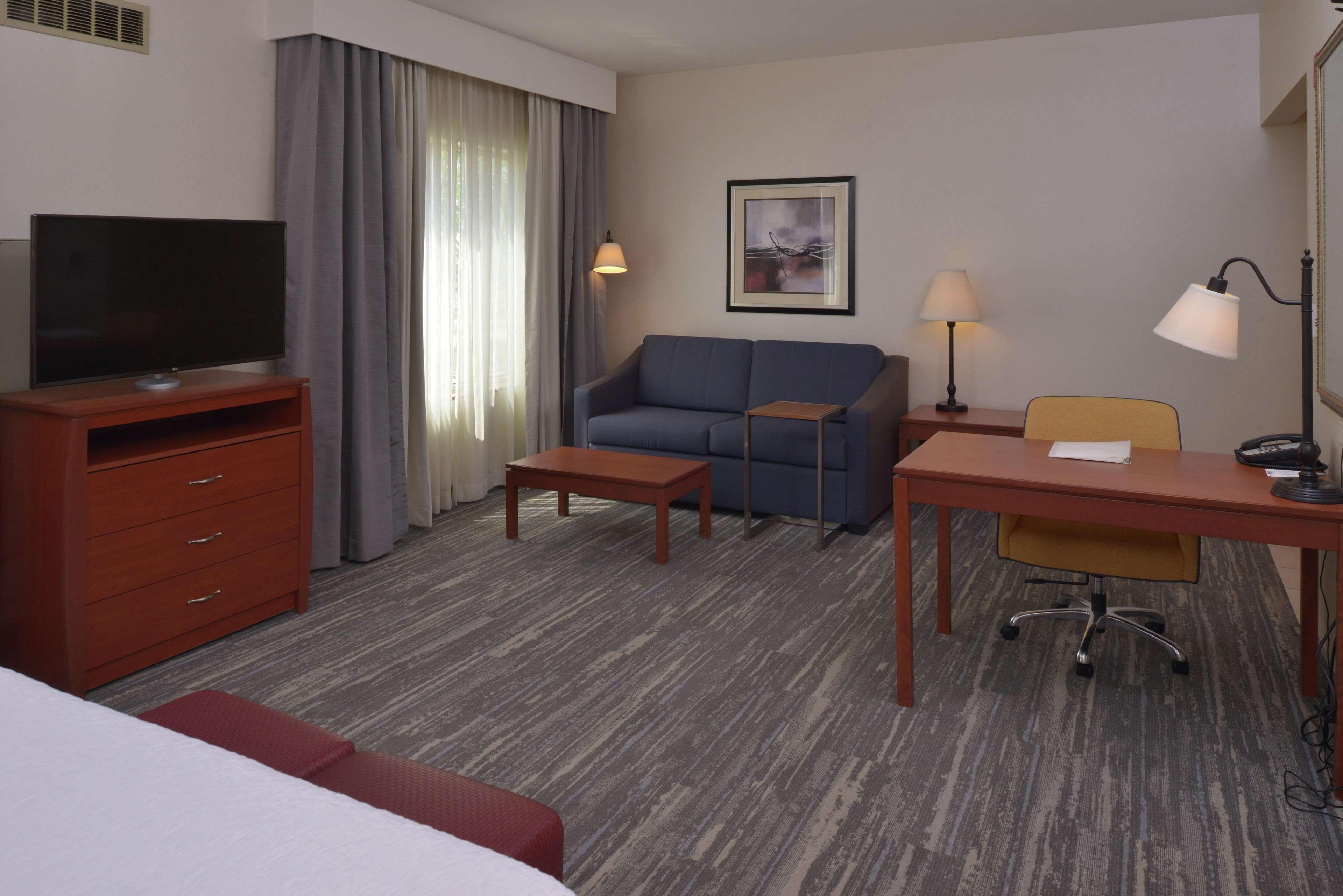 Hampton Inn And Suites Bakersfield North-Airport Экстерьер фото