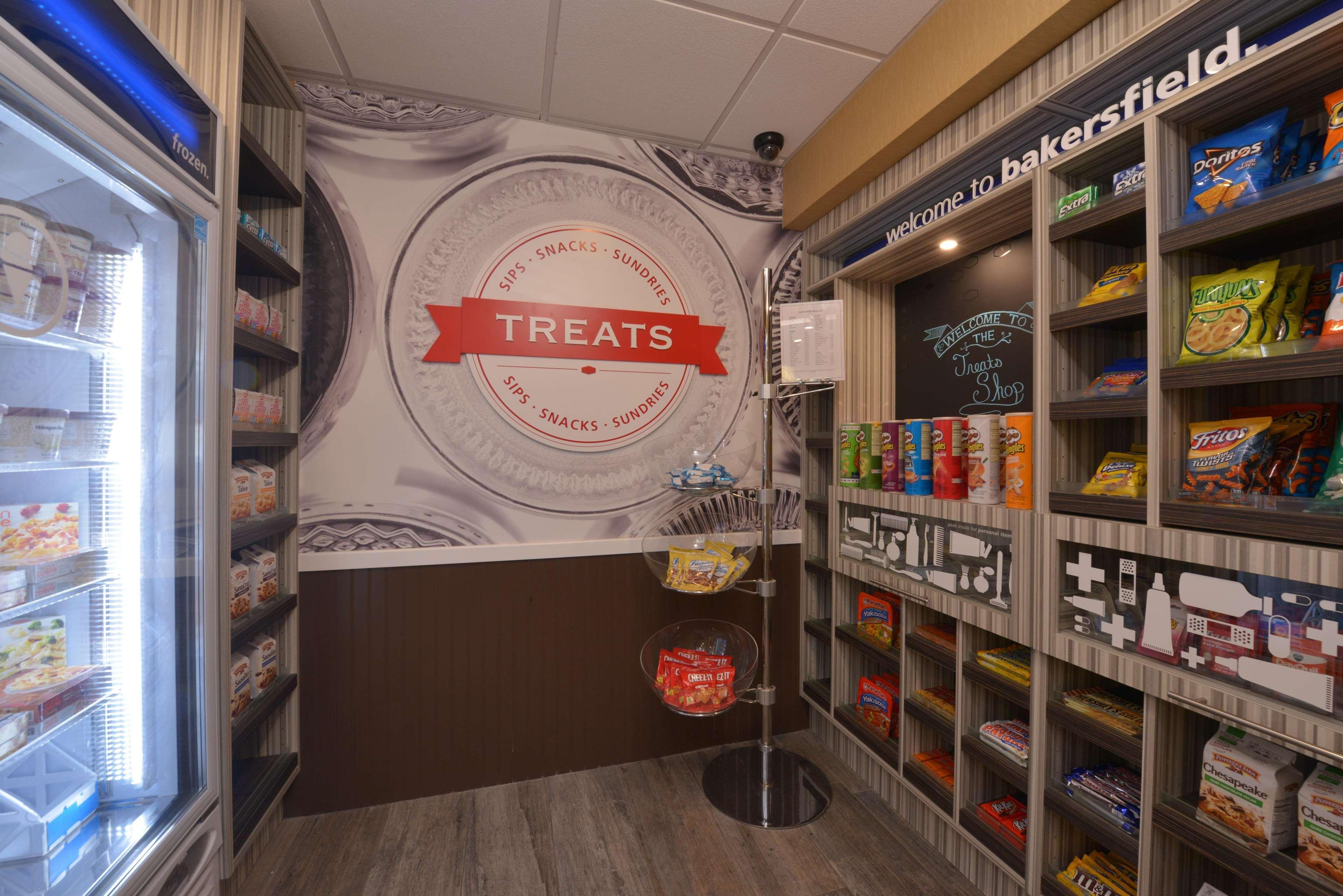 Hampton Inn And Suites Bakersfield North-Airport Экстерьер фото
