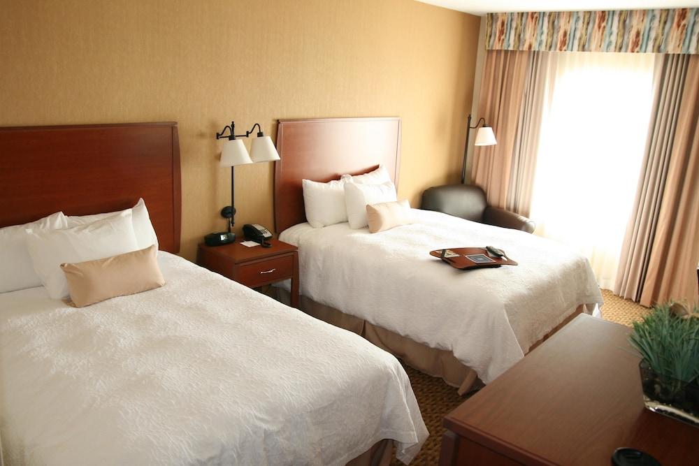 Hampton Inn And Suites Bakersfield North-Airport Экстерьер фото