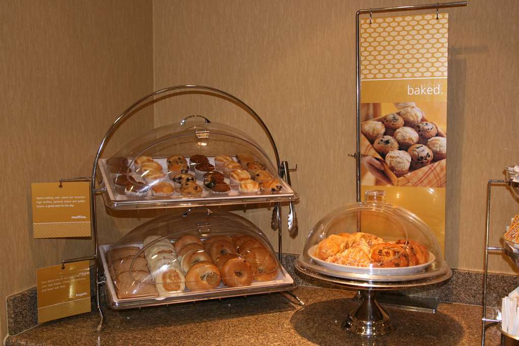 Hampton Inn And Suites Bakersfield North-Airport Экстерьер фото